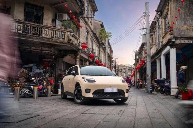 京东新车预计定价在10万至12万之间 双十一独家发售