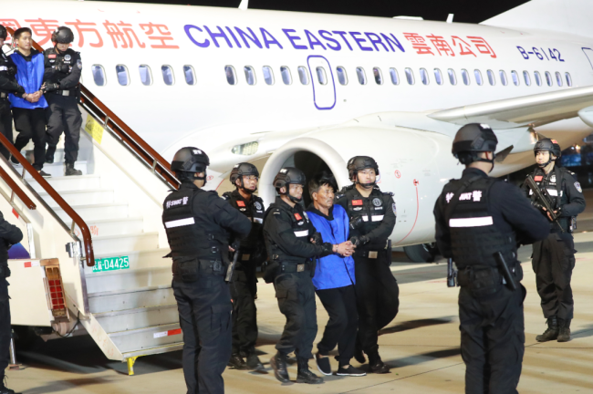 缅北刘家设赌场榨干手持诈骗巨款金主 罪恶帝国覆灭