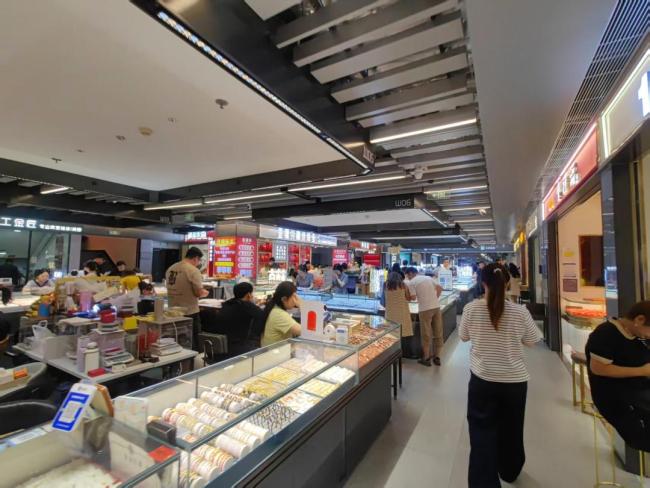 金饰克价逼近1300元大关 金价创历史新高