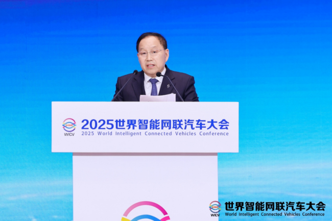 赛力斯张兴海：加速迈向移动智能体