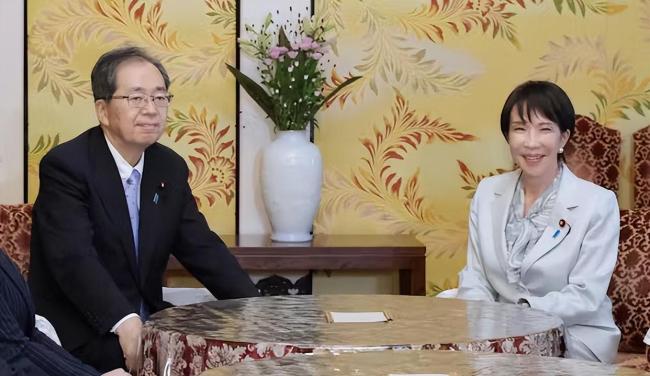 高市早苗被下最后通牒!首相宝座争夺战再生变!局势突然大反转!