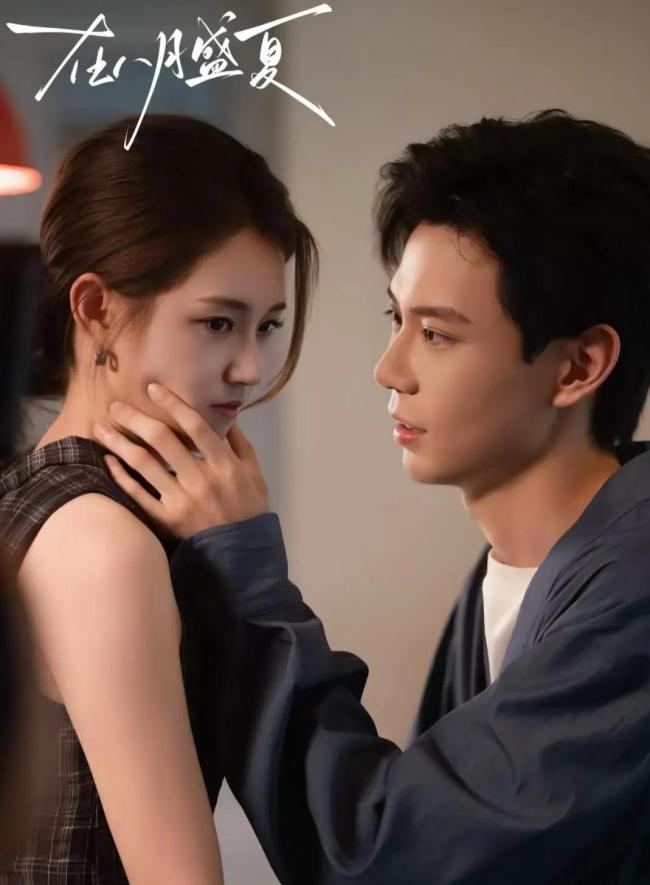 郭宇欣新剧上线 短剧市场再掀热潮