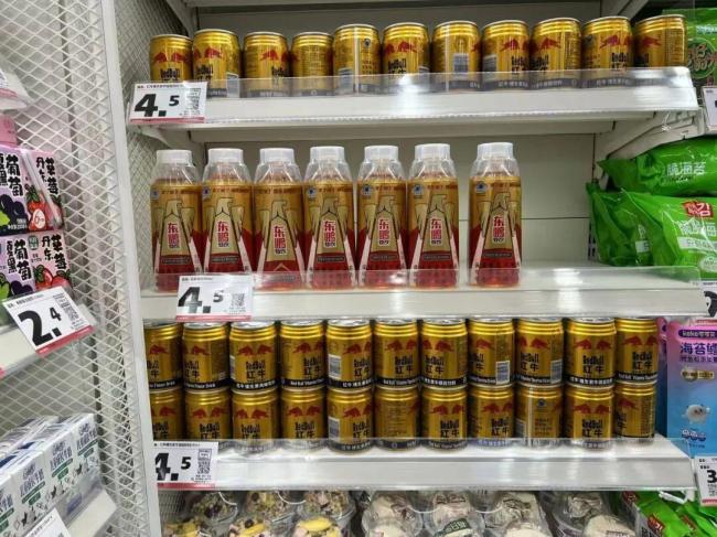 广东老板靠“山寨