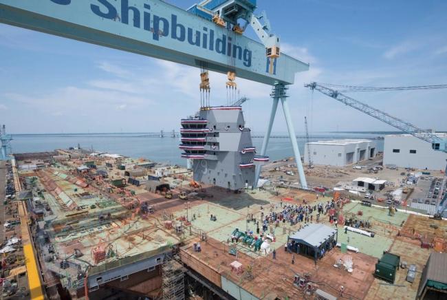 西方卫星为何紧盯大连造船厂 超级航母引发全球关注