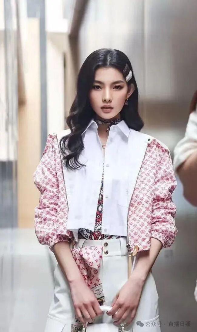 山东女孩获环球小姐中国总冠军 展现东方优雅智慧力量