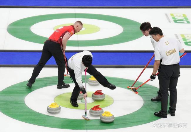 中国女冰壶队9连胜夺冠，男队无缘奖牌 女子冰壶再创辉煌