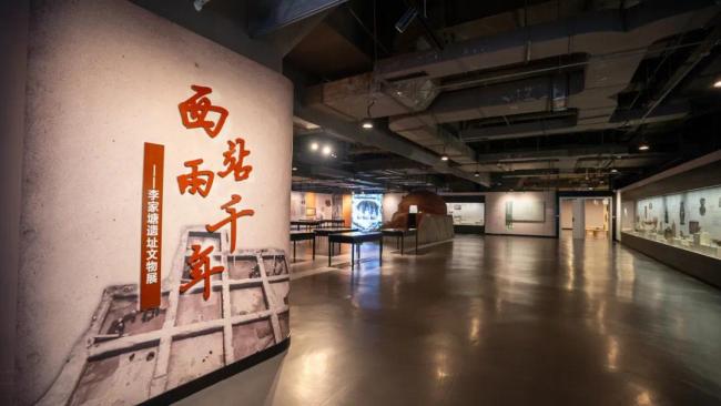 未来感十足!网友:这个车站“太科幻”!