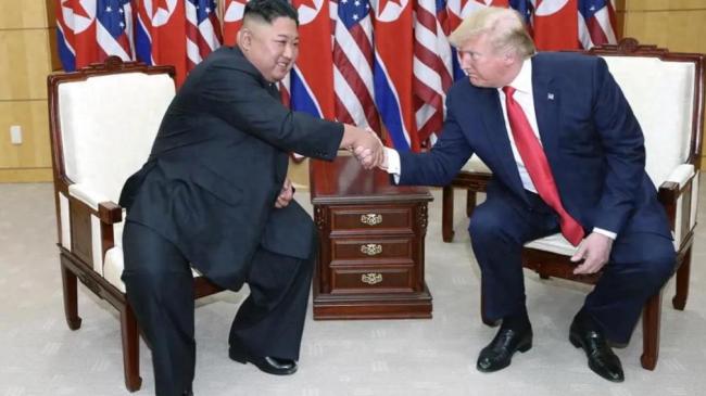 特朗普称中国领导人是长时间老朋友