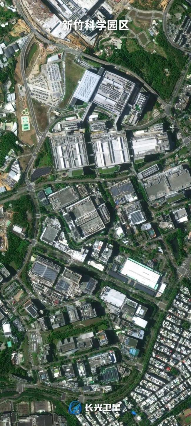 卫星视角瞰中国台湾省 美景与繁华尽收眼底