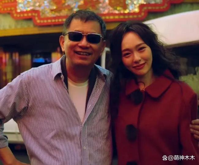 王家卫说唐嫣很装 幕后爆料引发热议