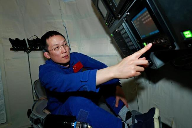 什么样的科学家能“上天” 科研与航天适配的复合型人才