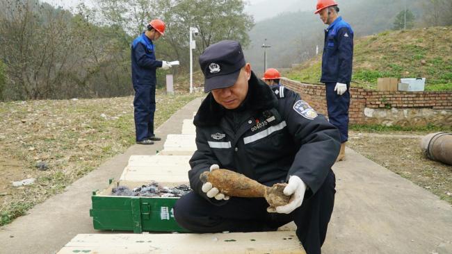 北京警方集中销毁废旧爆炸物 消除公共安全风险