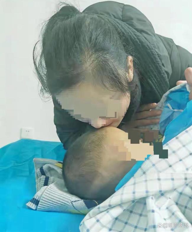 打针后去世男童刚过4岁生日 悲剧敲响警钟