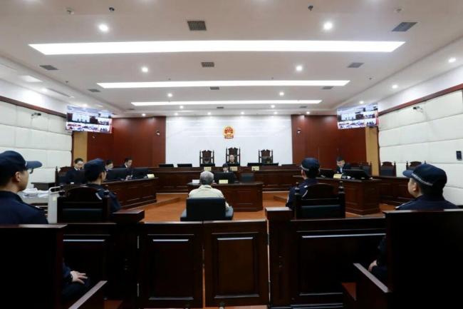 贵州熊宇受贿案一审开庭 涉案金额超千万