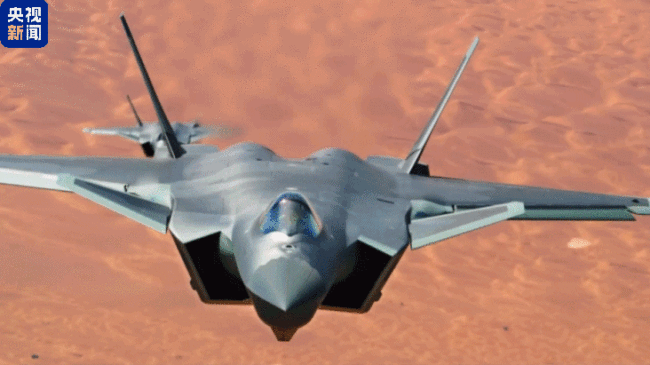 8K镜头下的“20家族”亮相全国影院 光影展现空天担当