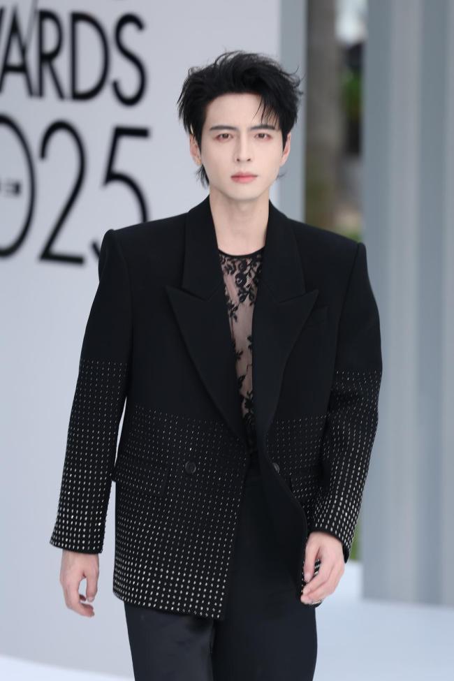 蒲熠星回应通告费 澄清合作分歧