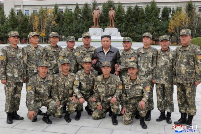 现场：金正恩视察朝鲜最精锐特种部队