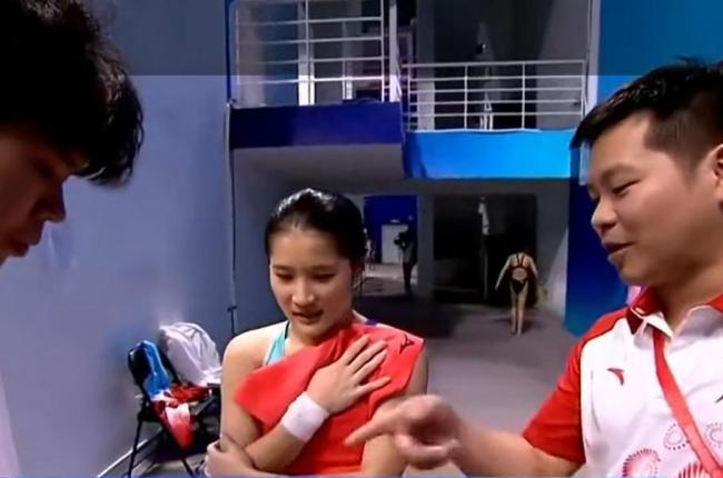 王伟莹女子个人全能半程第一 全能之路再创辉煌