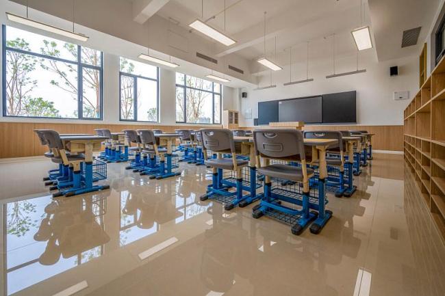 多地已有扩大免费教育范围初步探索 延长义务教育年限信号显现