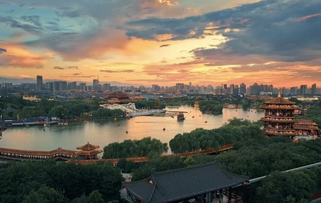 微視頻丨長(zhǎng)安吟詠·我的鄰居是大唐詩(shī)人