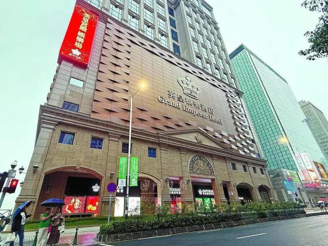 澳门知名娱乐场英皇宫殿宣布停运，老板为英皇集团掌门人杨受成！