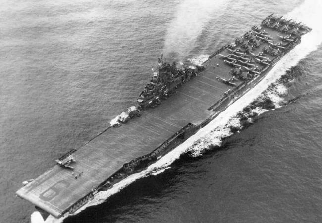 为何航母放飞舰载机需要逆风航行 提升升力保障安全