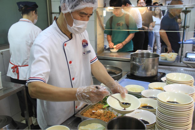 浙大“食堂顶流”靓园拌面配方公开 美味秘诀揭晓