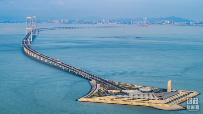 时政新闻眼丨“十五五”如何走在前、作示范、挑大梁？习近平为广东发展作出战略指引