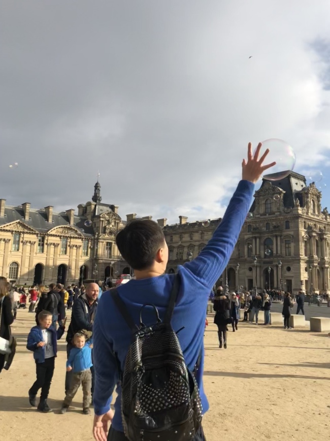 在海下百米感受“活著”的人