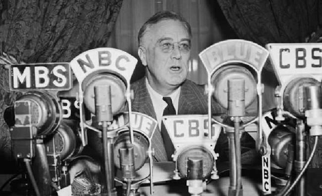 美国政治精英圈层发生了啥大事