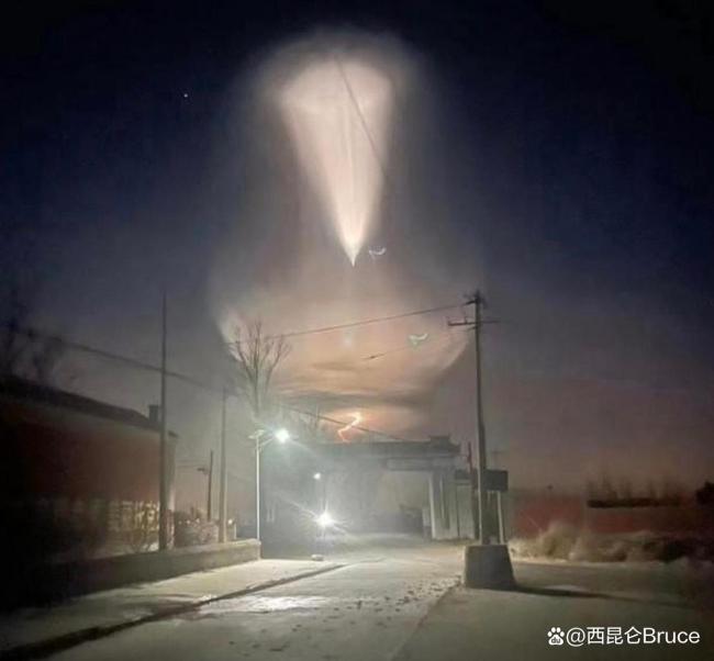 包头禁飞区惊现蝴蝶状飞行物 引发网络热议