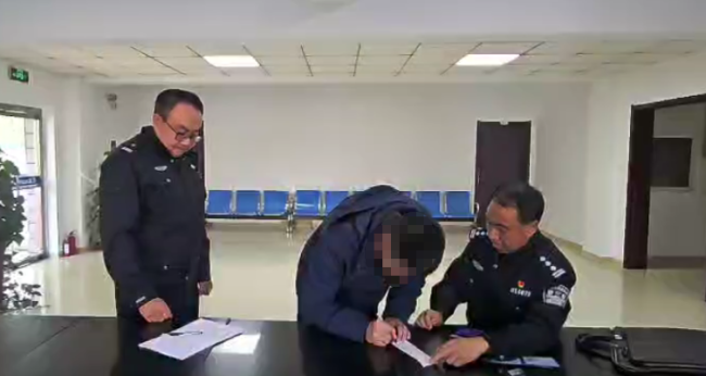 8人穿“警服”为婚礼开路?后续来了!