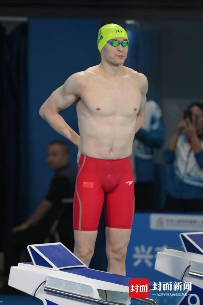 张展硕夺冠潘展乐摘铜 孙杨无成绩 新星闪耀赛场