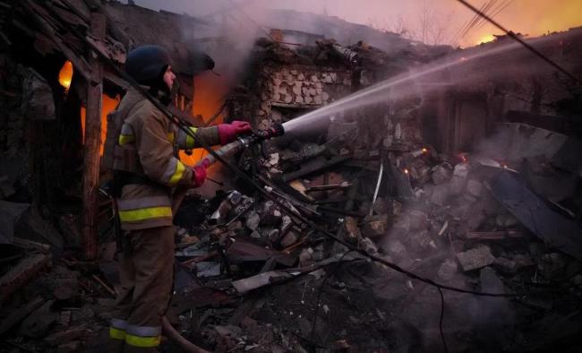 评论员：俄军专打电厂意图给西方放血 能源战升级