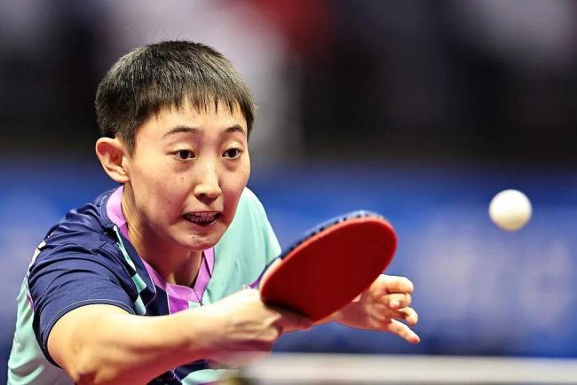一起追更“地表最难乒乓球赛” 冷门频出战况激烈