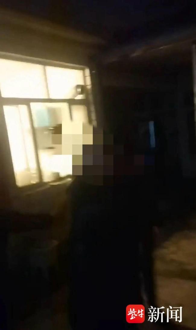 狗主人踹门被反杀案今日开庭 正当防卫争议焦点