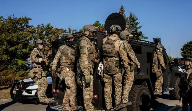 美政府关门43天后 暂时休战