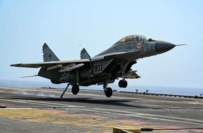 福建舰舰载机编队有多强 超越印度双航母实力