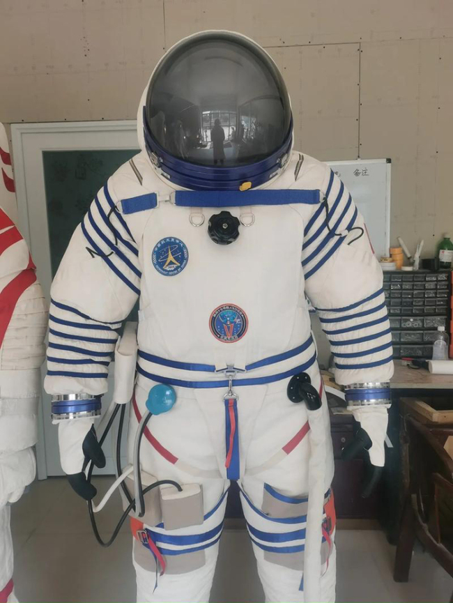 神20航天员为何乘坐神21飞船返回 安全优先考虑