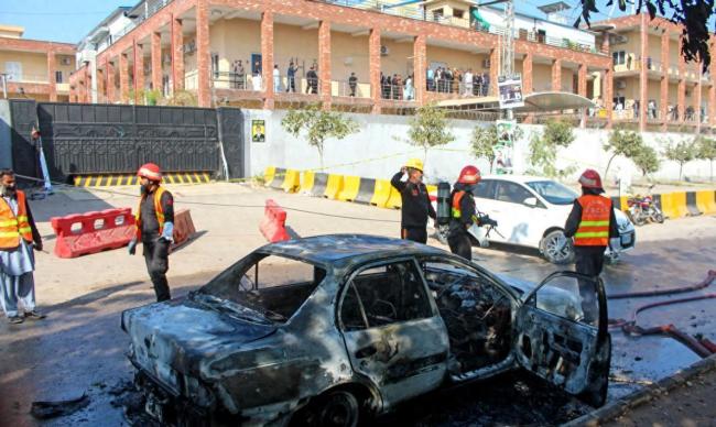 巴基斯坦面临双重夹击 恐怖袭击与地缘政治挑战