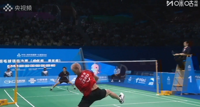 石宇奇2-1逆转孙超 全运会男团决赛激战