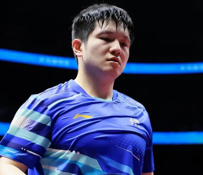 樊振东王楚钦对战神仙球频出 龙争虎斗平分秋色