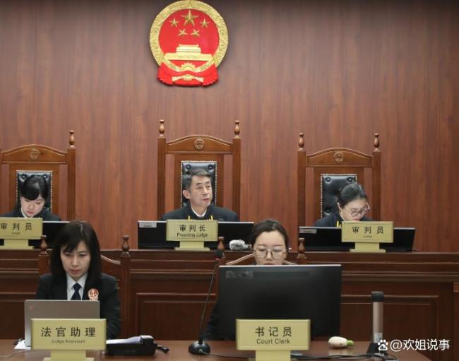 还原入侵住宅狗主被反杀过程 正当防卫之争