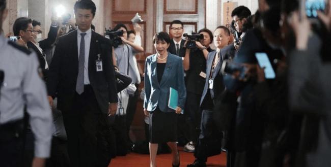 日本前首相鸠山由纪夫一针见血:让叫声最响的高市早苗当了首相,全日本都有责任