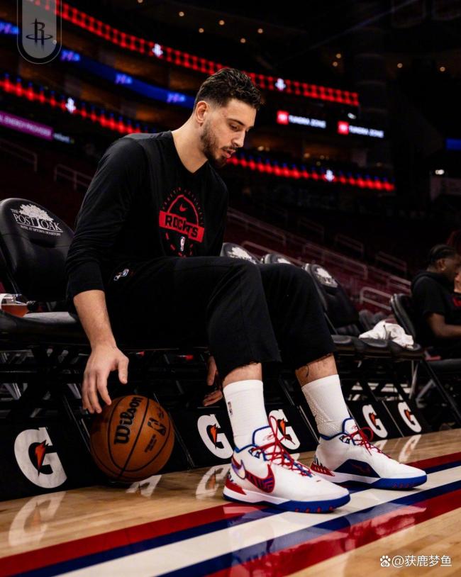 火箭魔术加时赛生死时刻:杜兰特死神降临 火箭四罚全中定胜局 绝境双雄逆转取胜