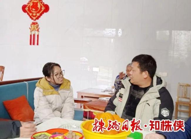 湖南一高中校长猝然去世年仅48岁 一生忠诚教育