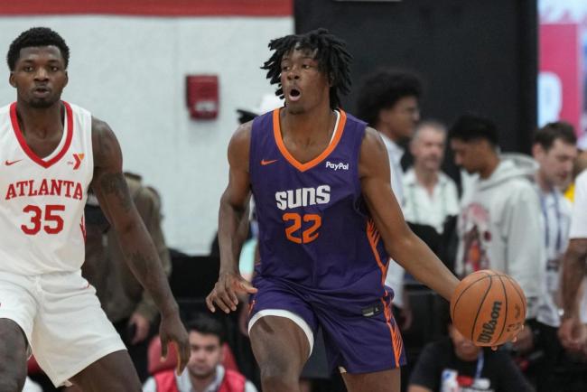 杨瀚森出战南湾湖人 G联赛展现实力