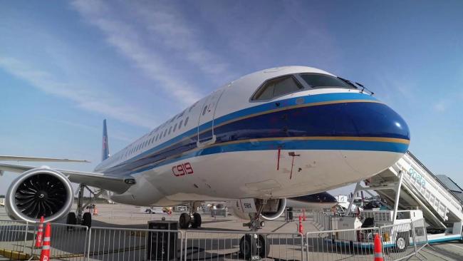 多个首次!“中国力量”组团亮相迪拜航展