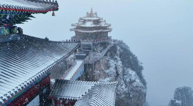 老君山下雪了 仙境承诺如约而至