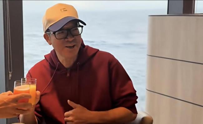 俞敏洪的“鸡汤”为何暖不了员工的心 南极美景与工位忙碌间的距离